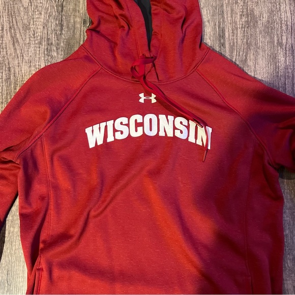 Wisconsin Badgers Under Armour Red 1848 Hoodie Men’s Medium - Picture 2 of 5